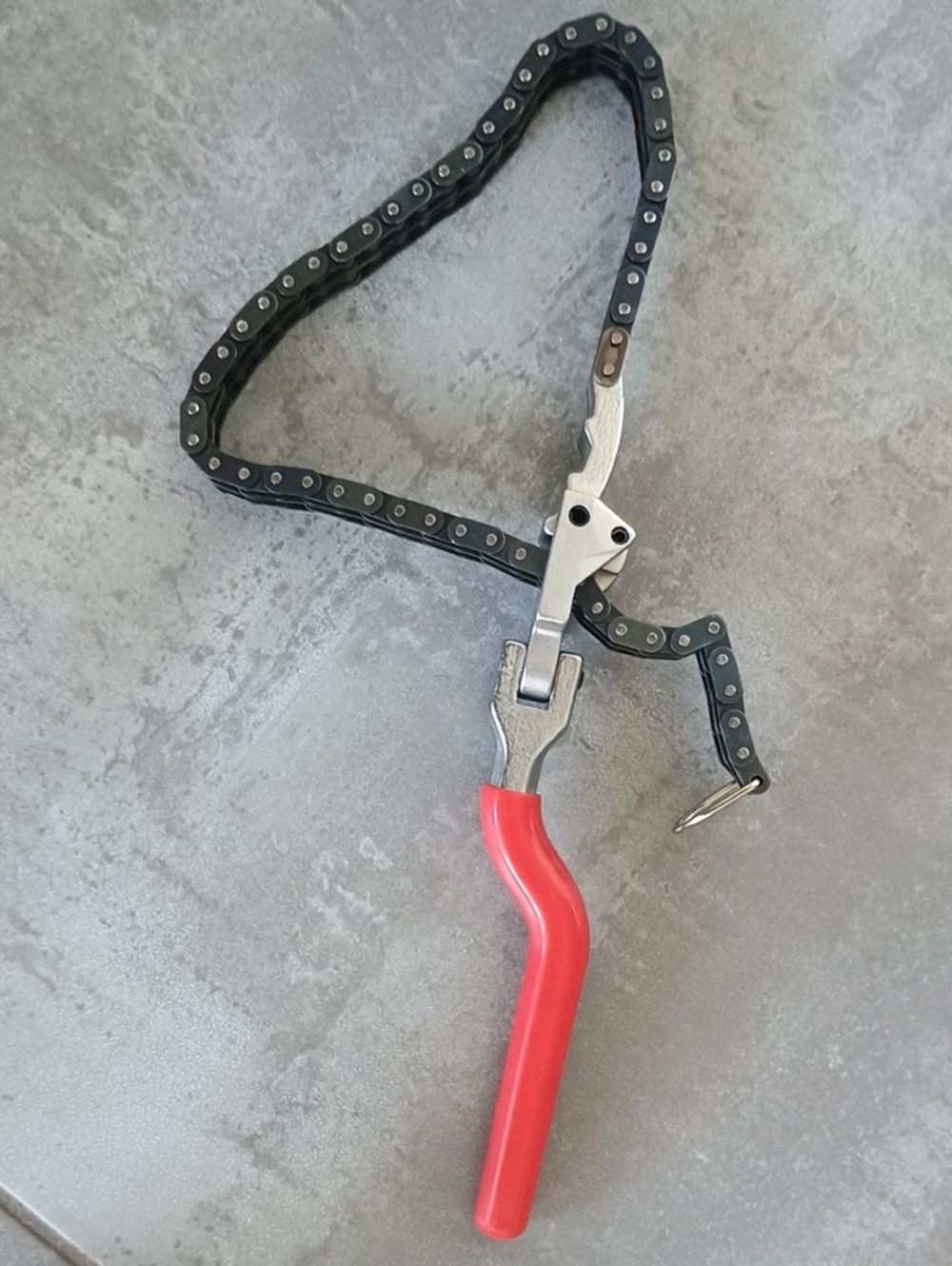 Red-Handled Adjustable Chain Wrench Pliers - Professional Grip